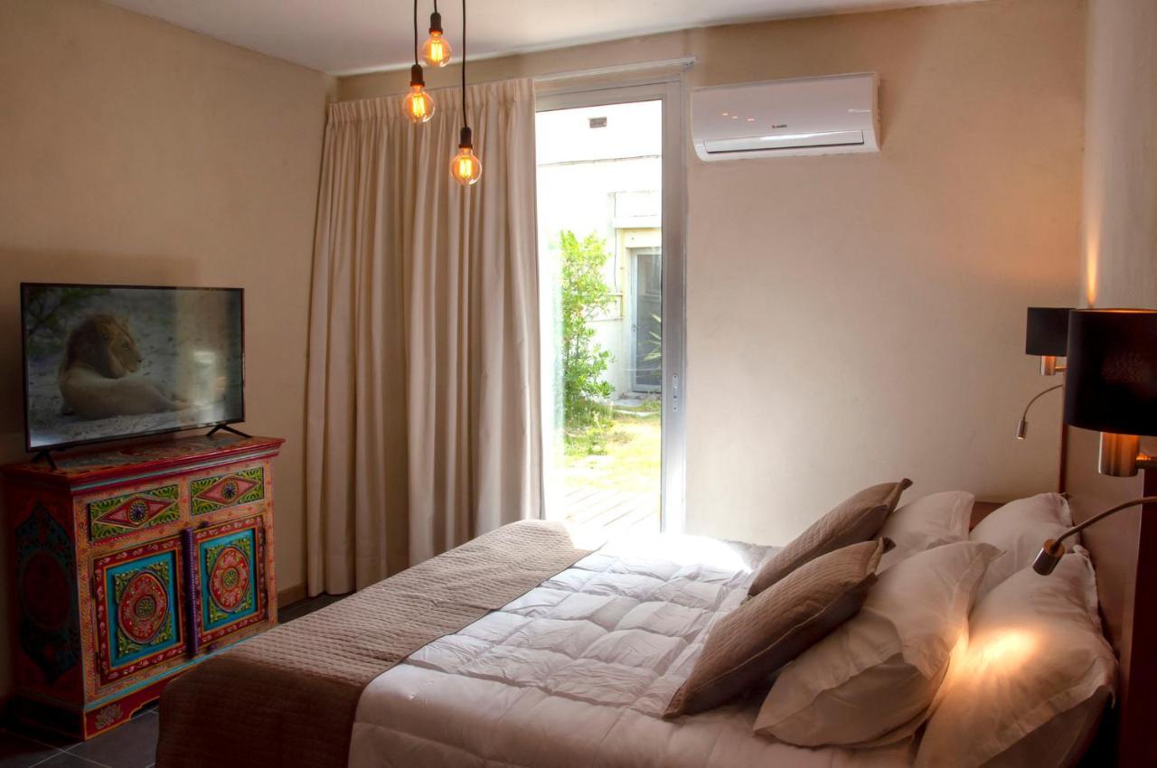 Casa Alevines Hostel & Suites ปุนตา เดล เอสเต ภายนอก รูปภาพ