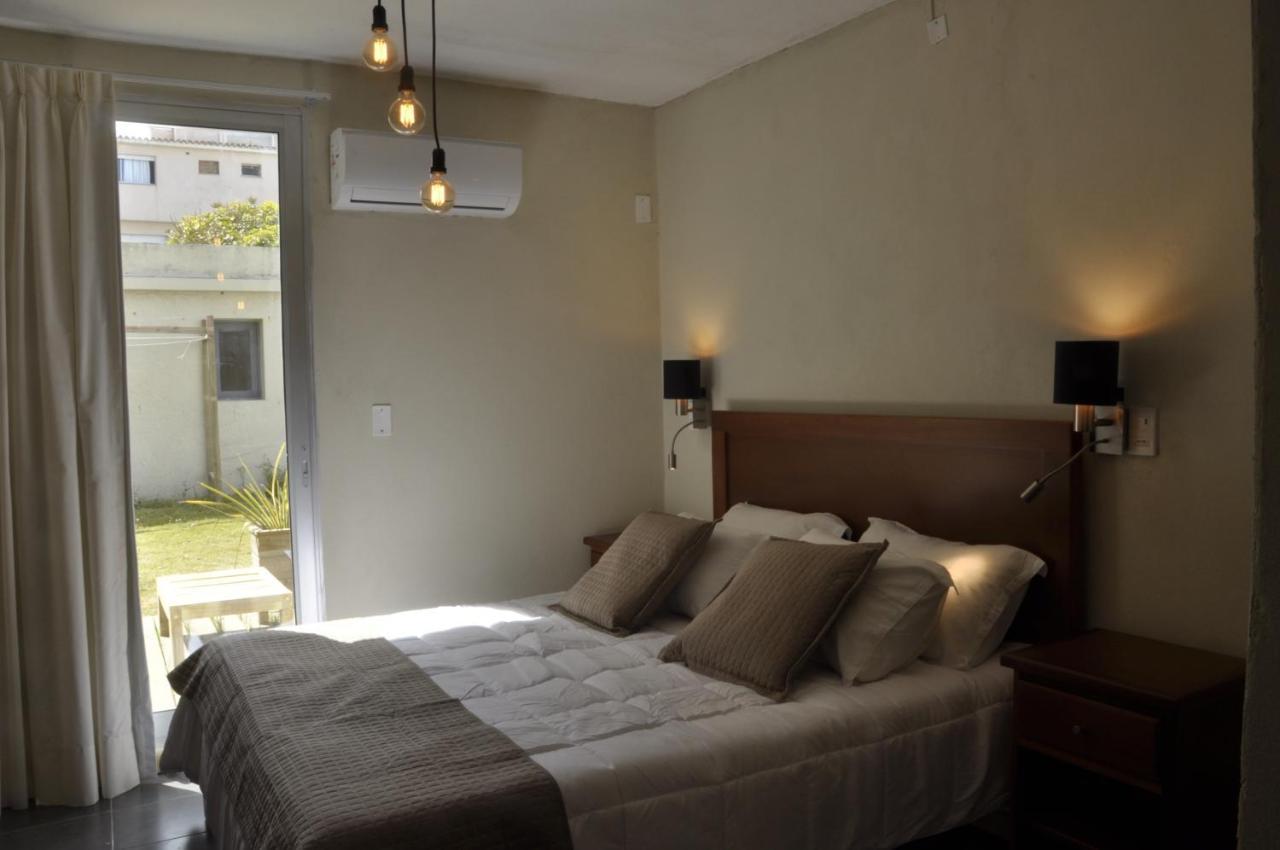 Casa Alevines Hostel & Suites ปุนตา เดล เอสเต ภายนอก รูปภาพ